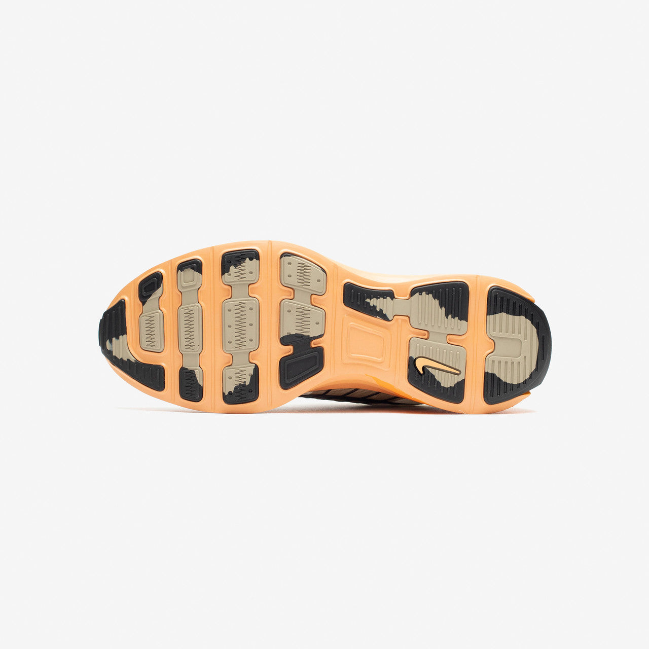 Lunar Roam | DV2440-101