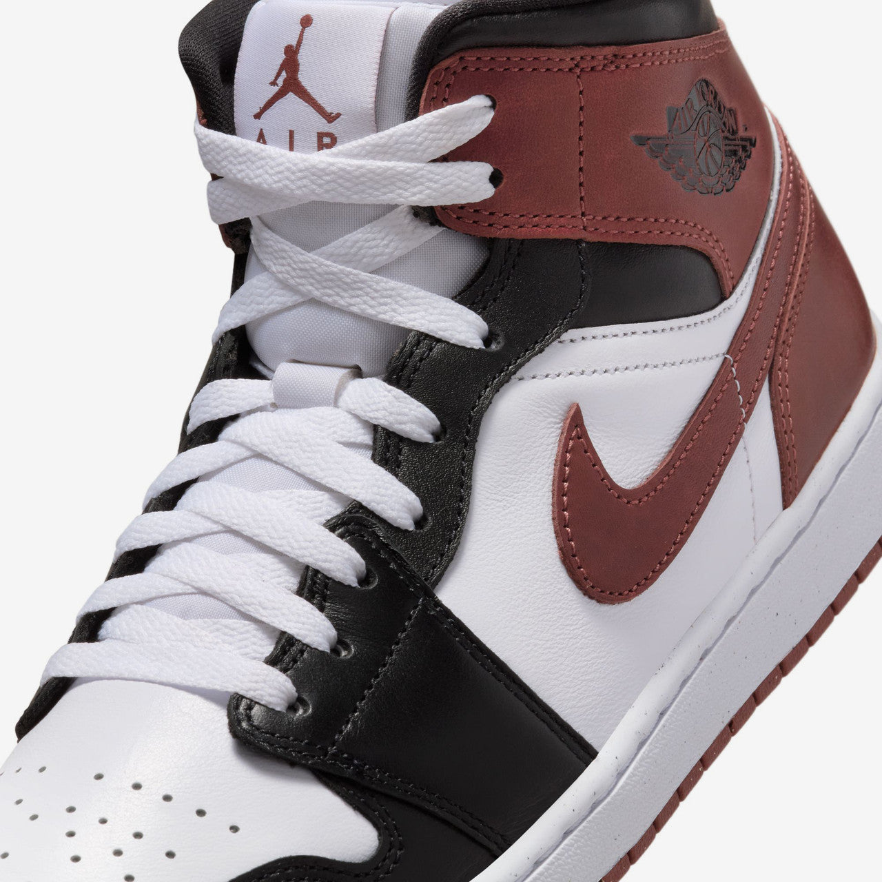 Air Jordan 1 Mid SE | HF3216-102