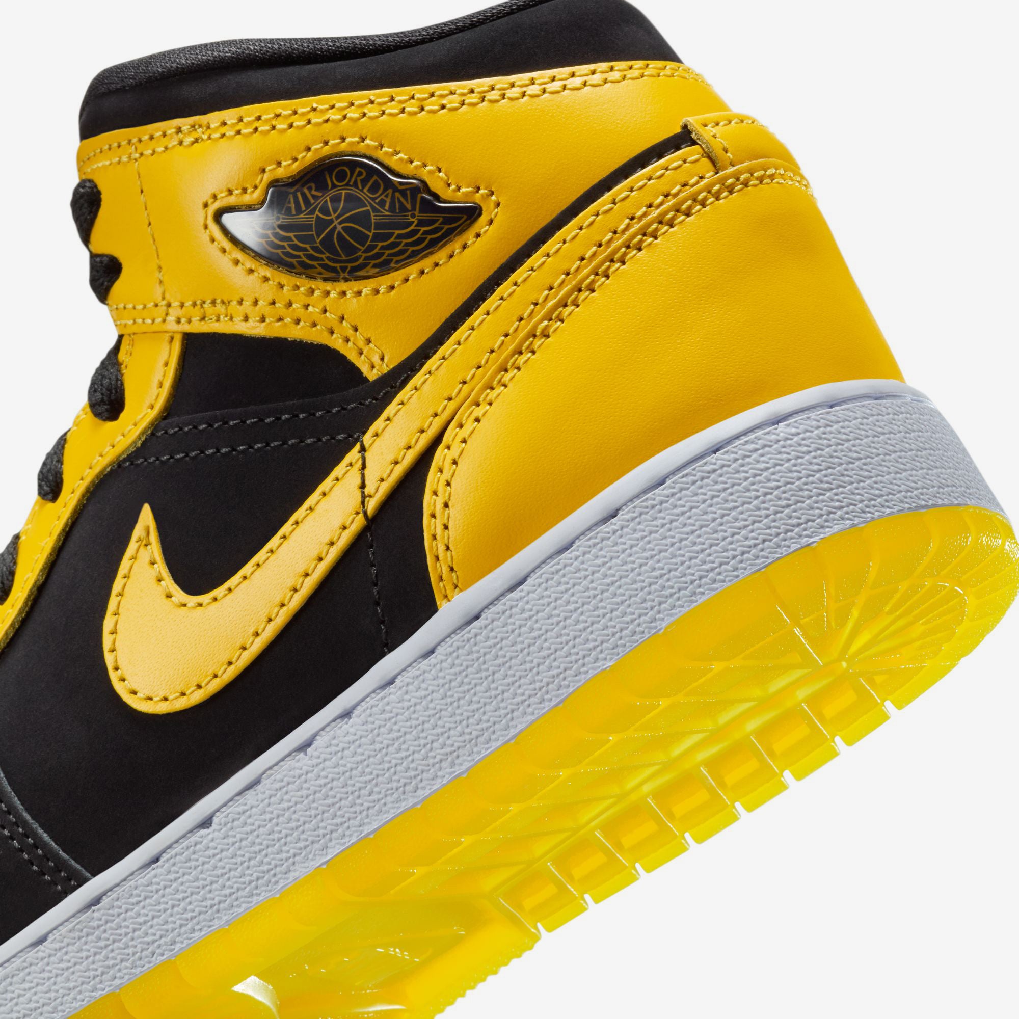 Air Jordan 1 Mid SE (GS)