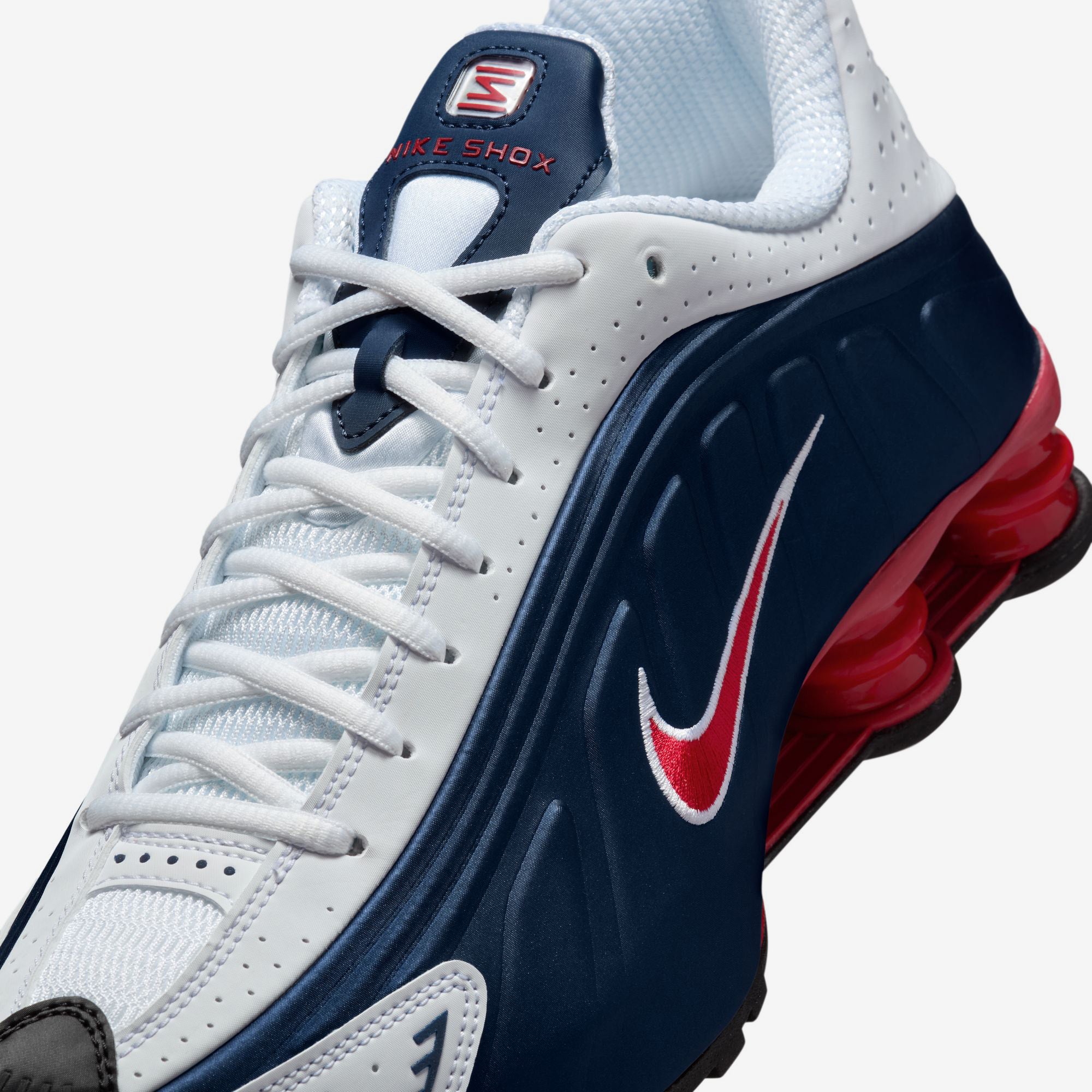 Shox R4