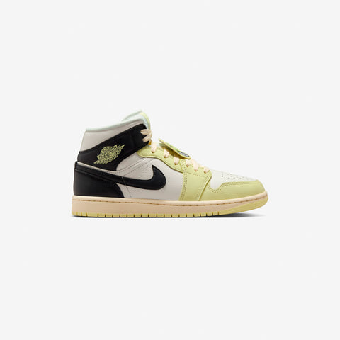 Wmns Air Jordan 1 Mid SE