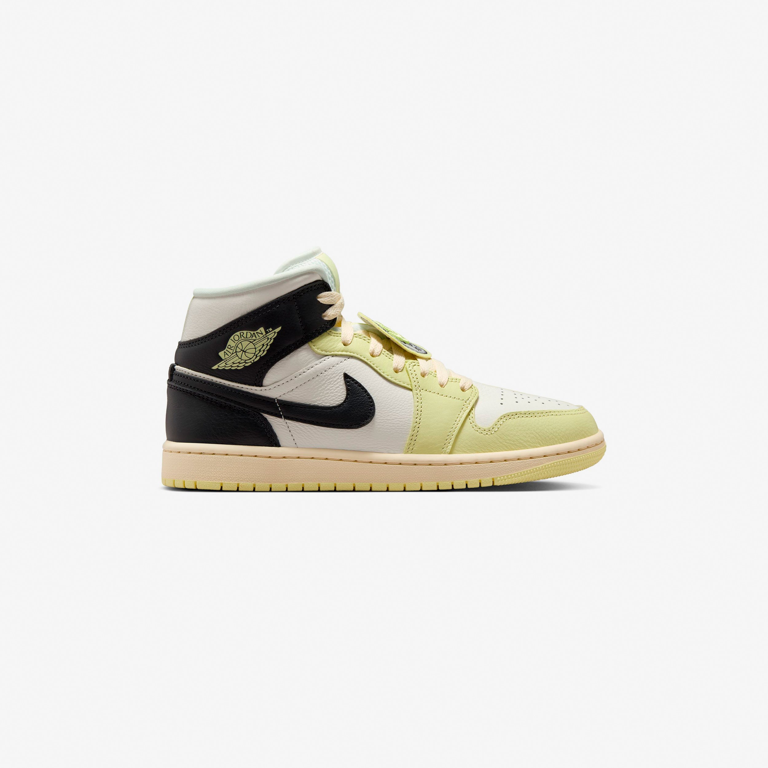 Wmns Air Jordan 1 Mid SE