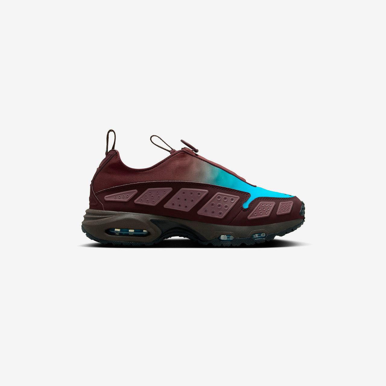 Wmns Air Max SNDR  | HQ4189-600