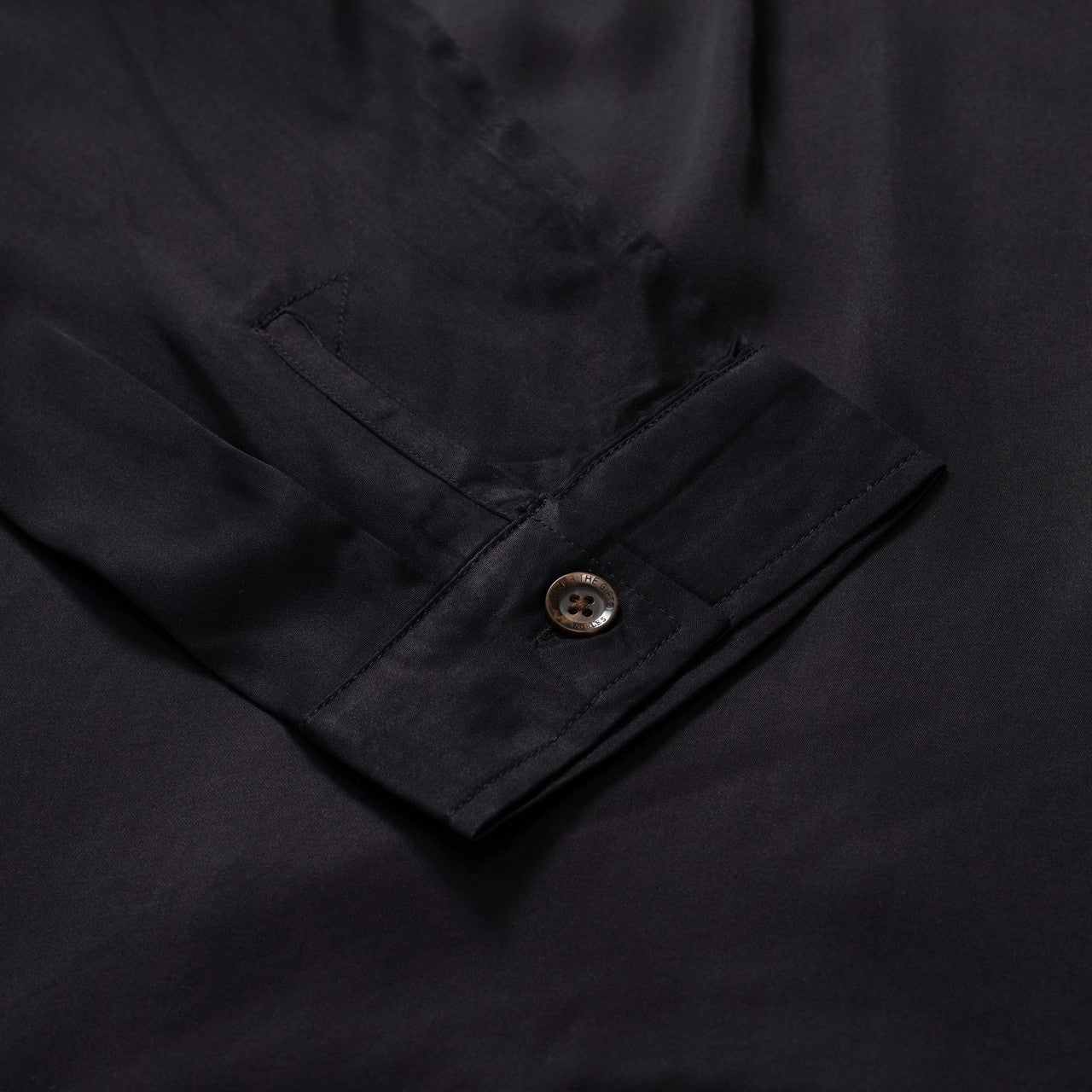 Palm Stitch Long Sleeve Button Up | HTG240330-BLA