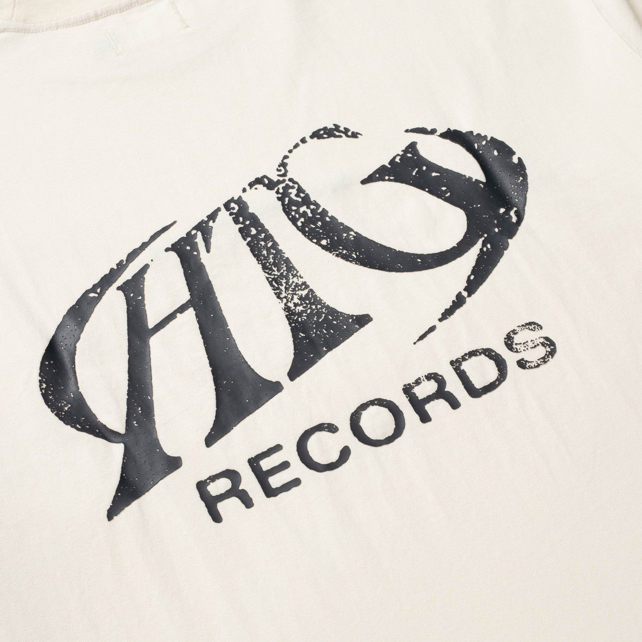 Records Oval Logo Tee | HTG240344-CRE