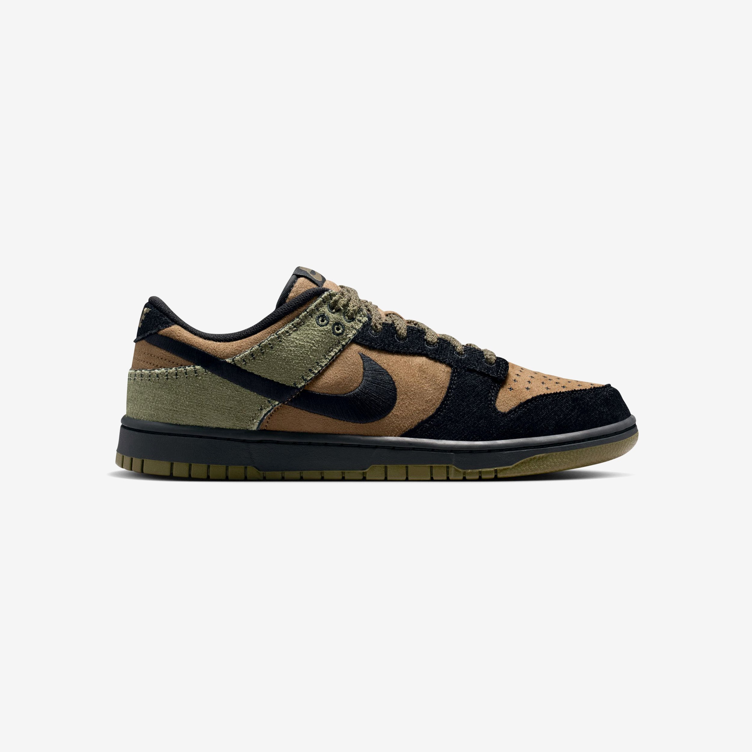 Dunk Low Retro SE
