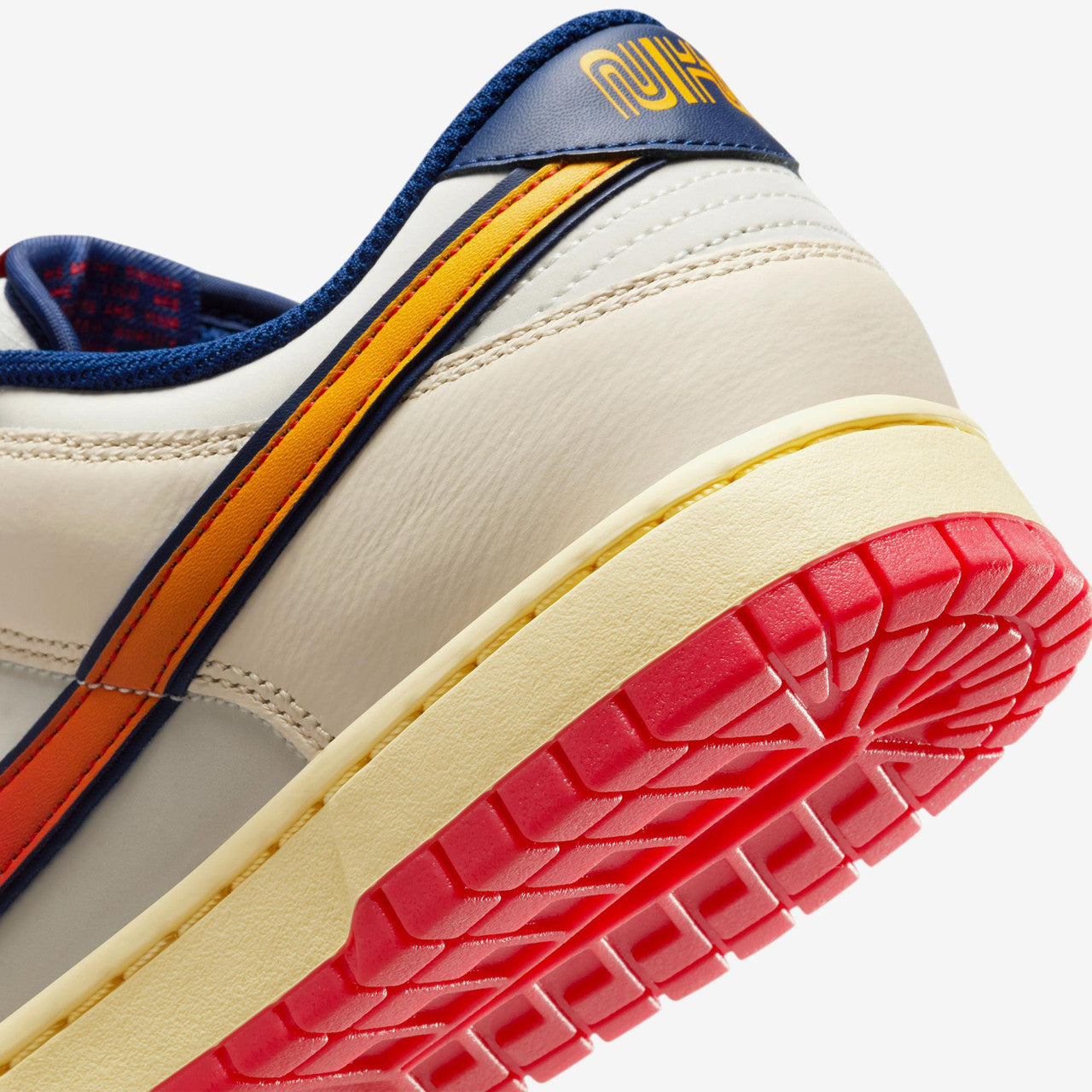 Dunk Low Retro SE | HV5749-110