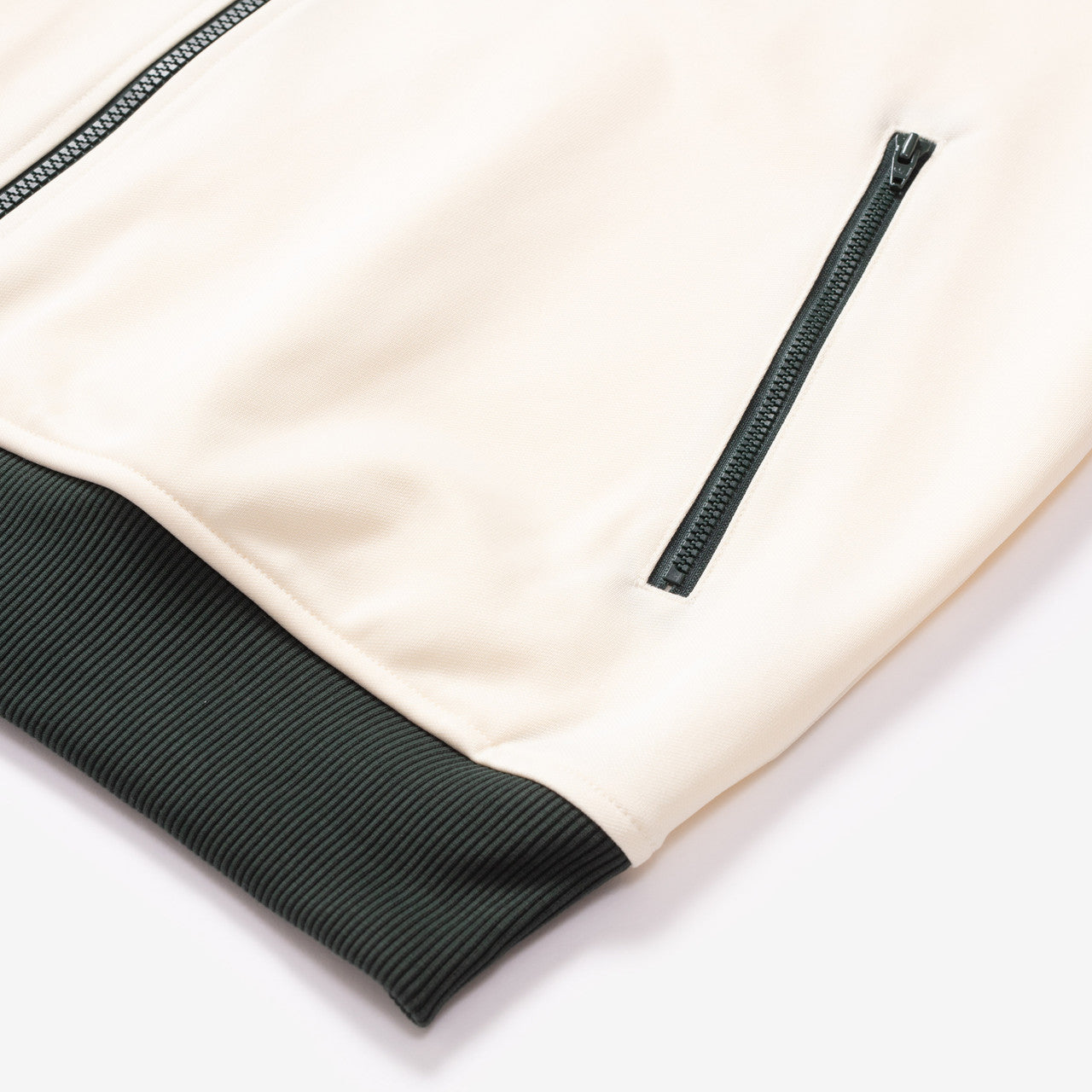 Track Top x SNS | IZ3138