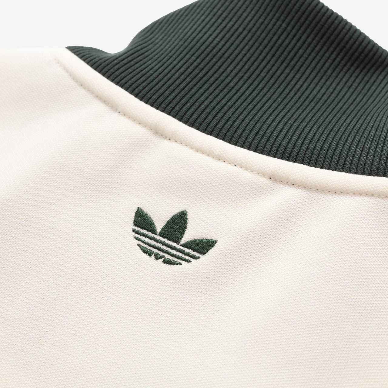 Track Top x SNS | IZ3138