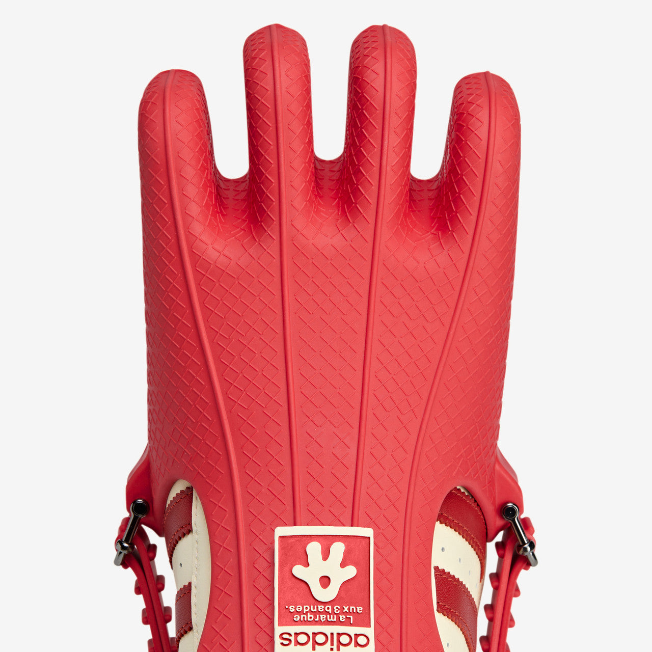 Wmns Superfinger Superstar x Avavav | JP7142