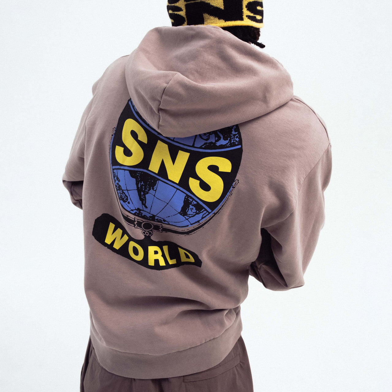 Globe Hoodie | SNS-1294-6100