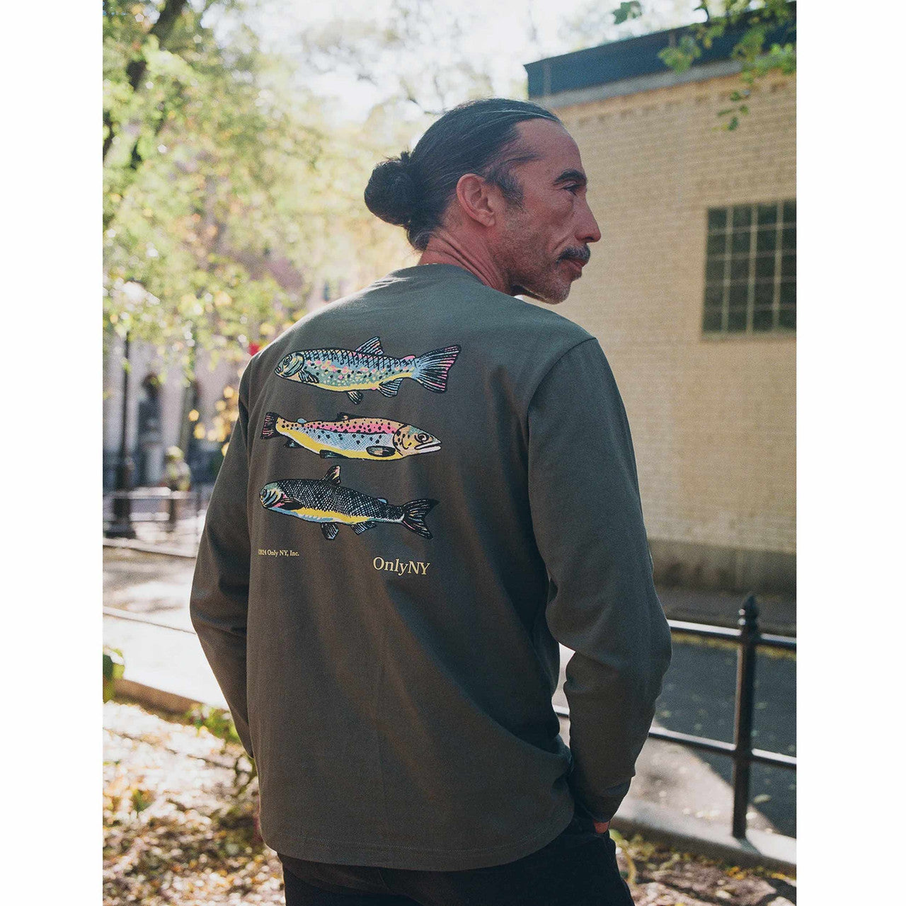 Trout Stack Long Sleeve T-Shirt | TEON810-OLV