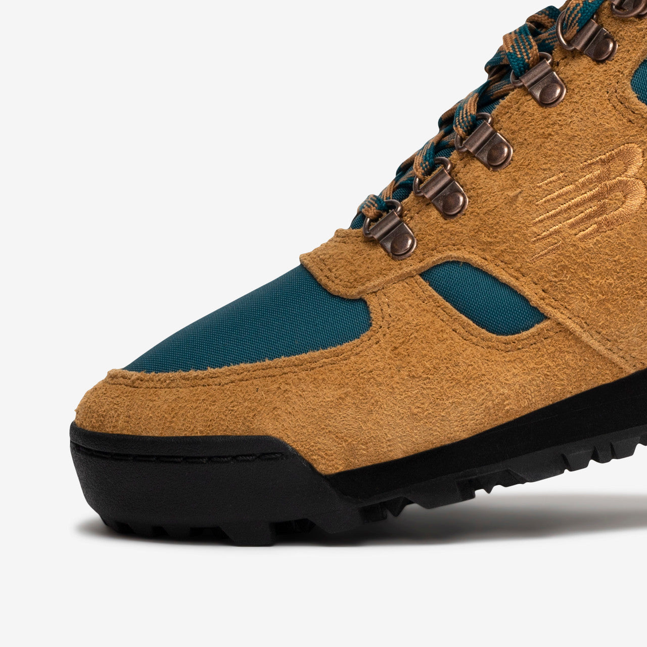 Rainier Boot | URAINAA