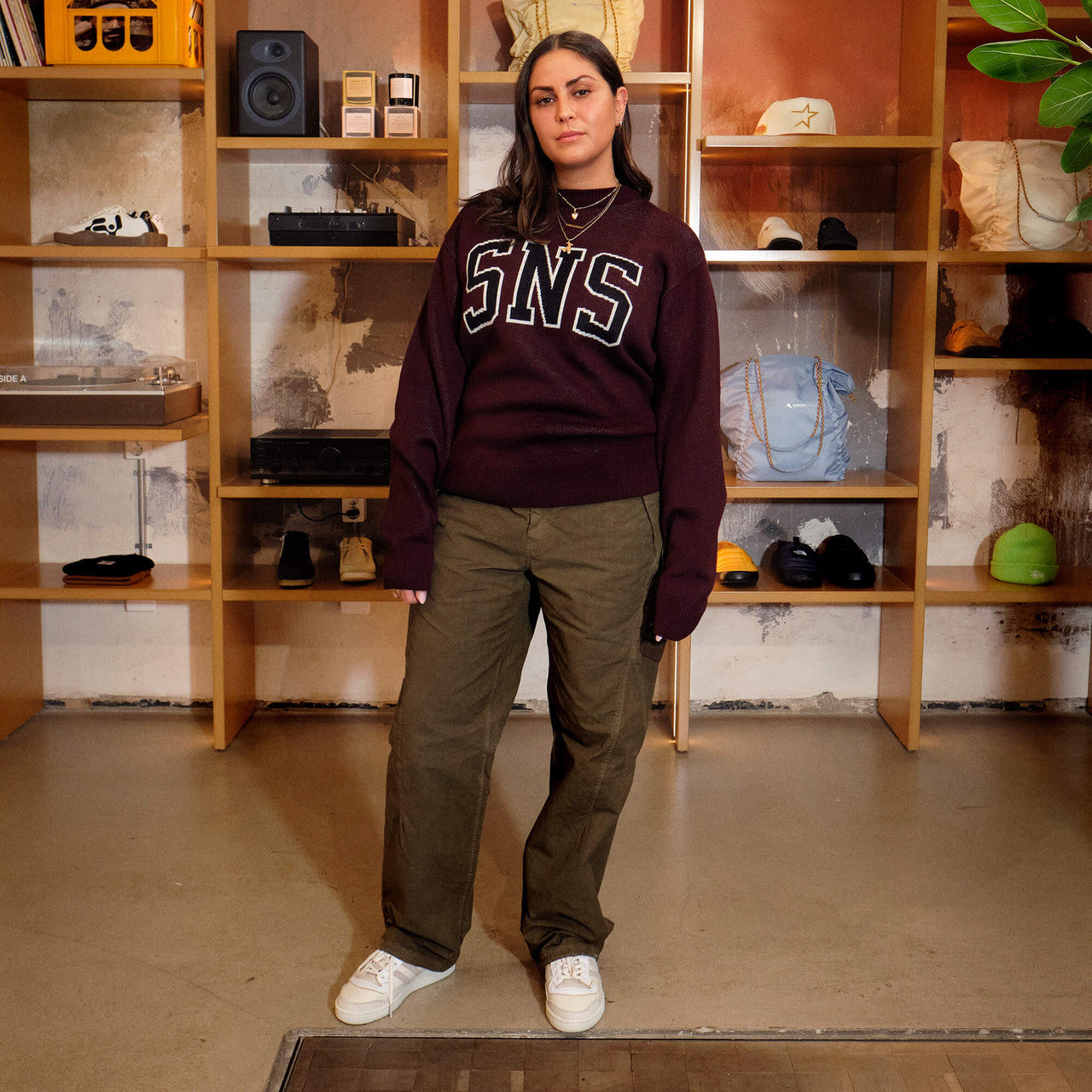 Collegiate Logo Knit Crewneck | SNS-3723-0200