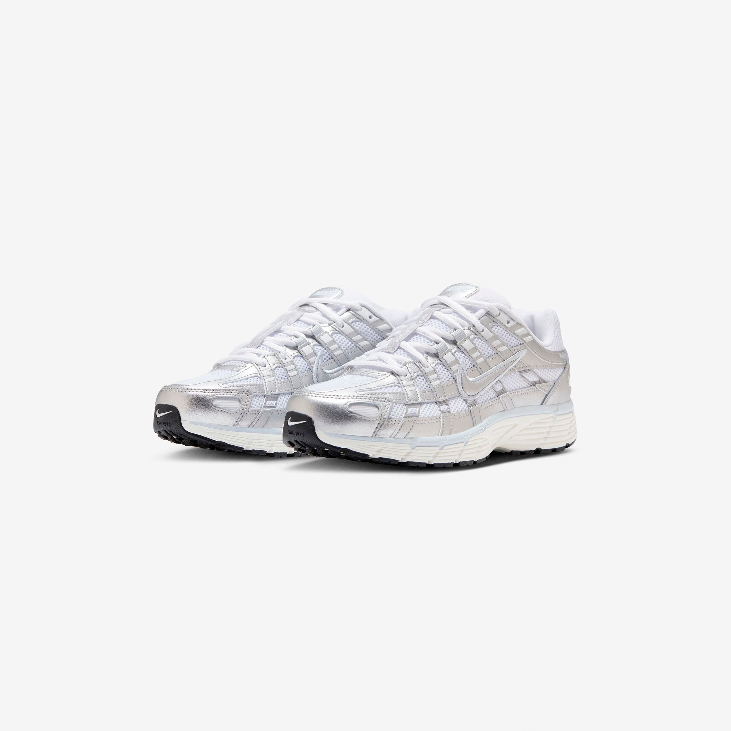 Wmns P-6000