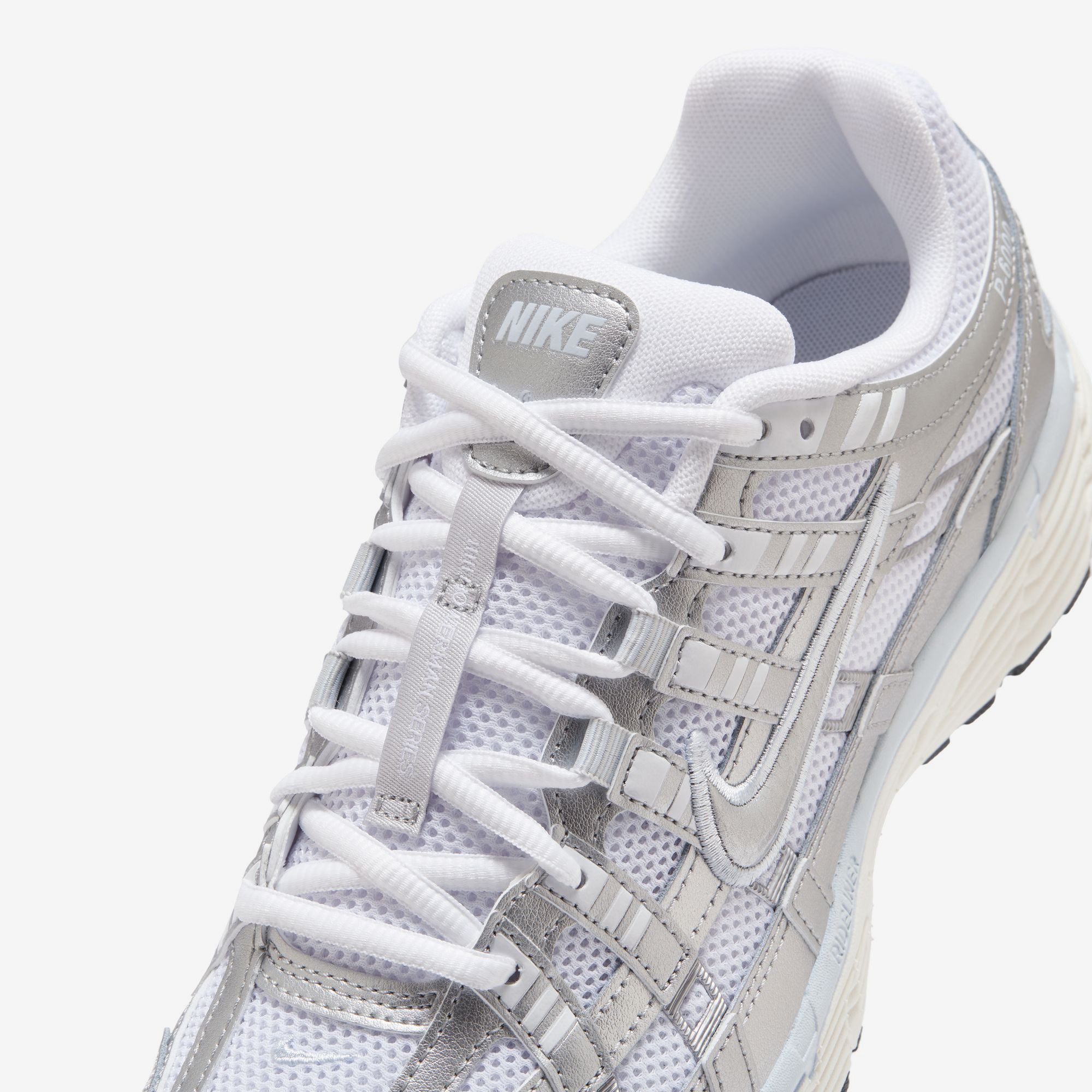 Wmns P-6000