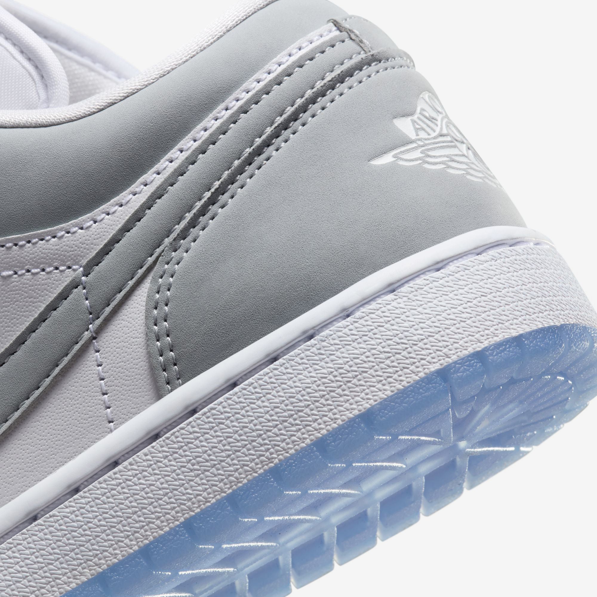 Wmns Air Jordan 1 Low