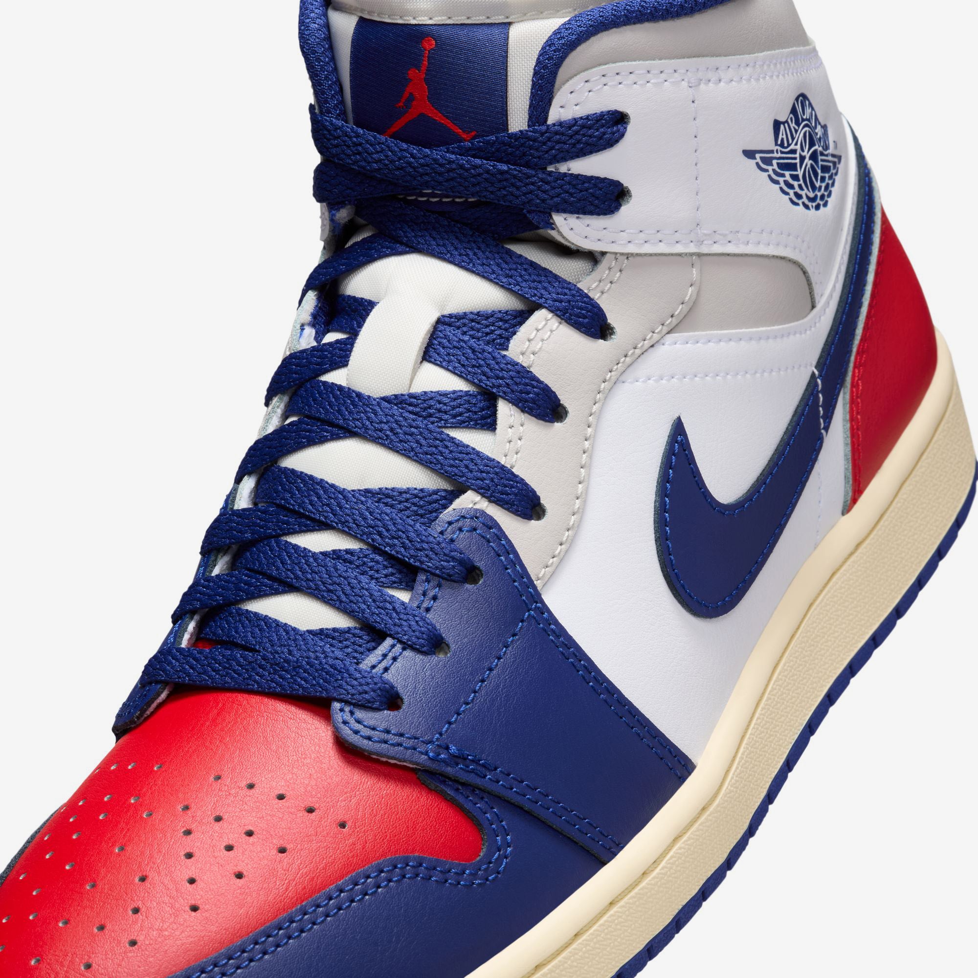 Air Jordan 1 Mid