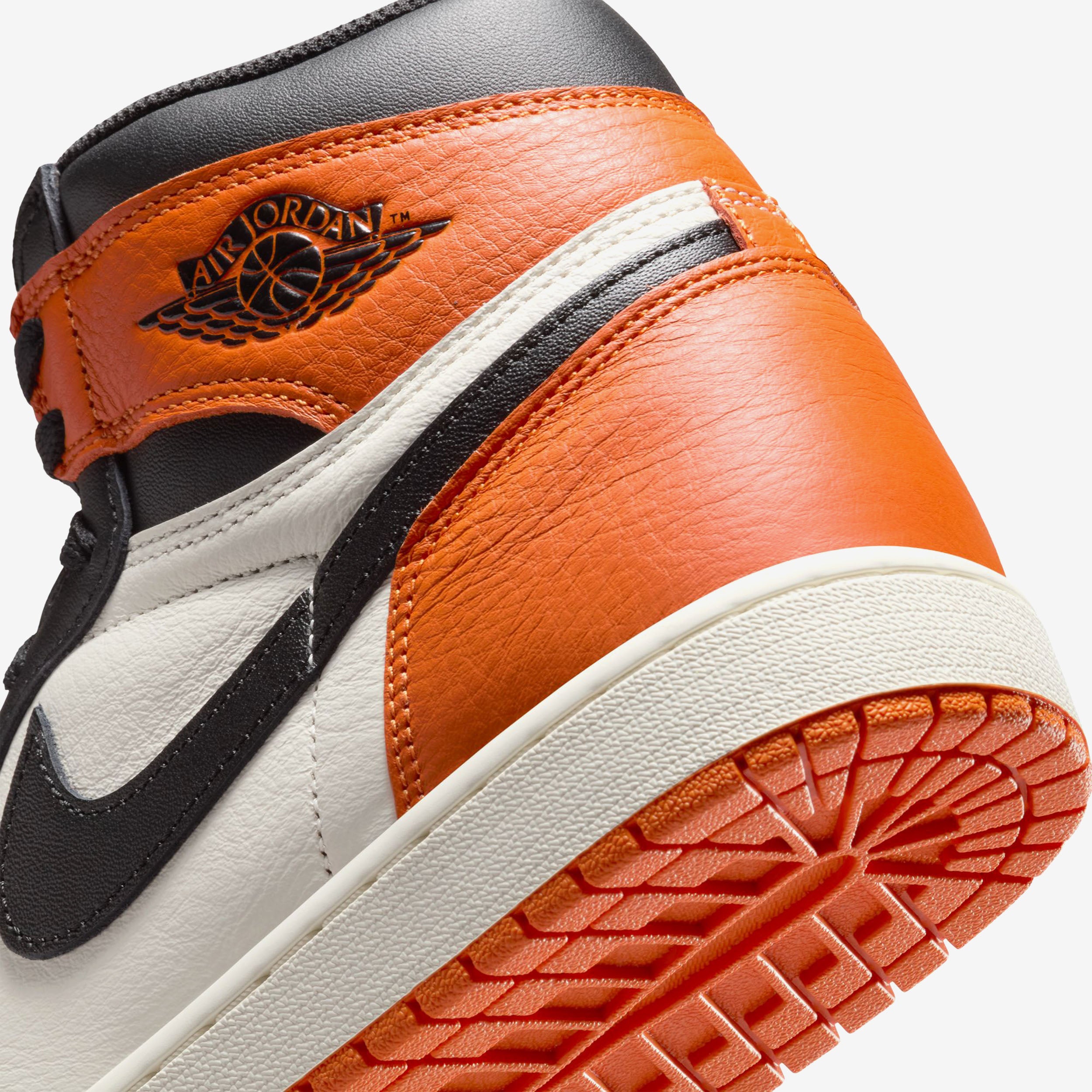Air Jordan 1 Retro High OG