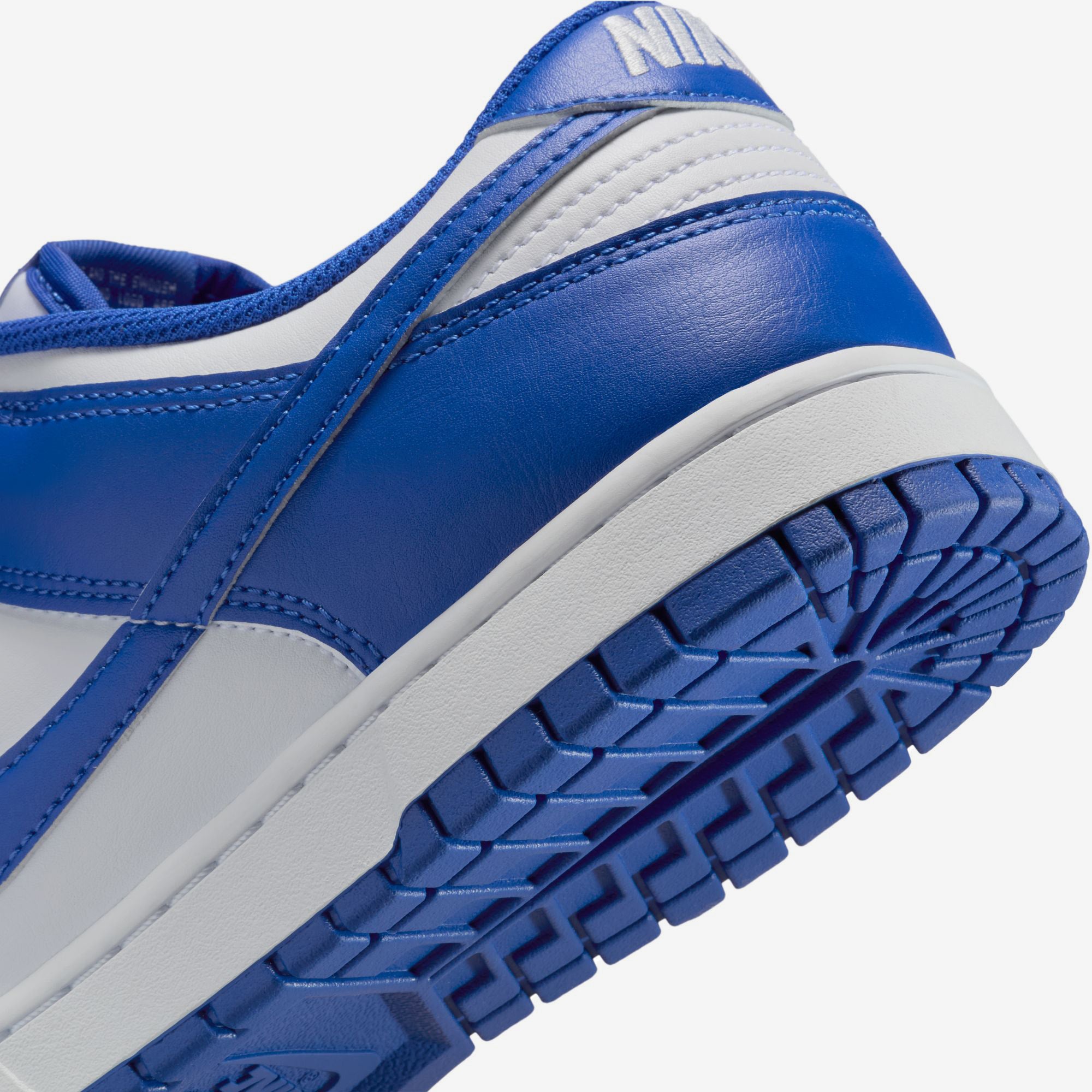 Dunk Low Retro