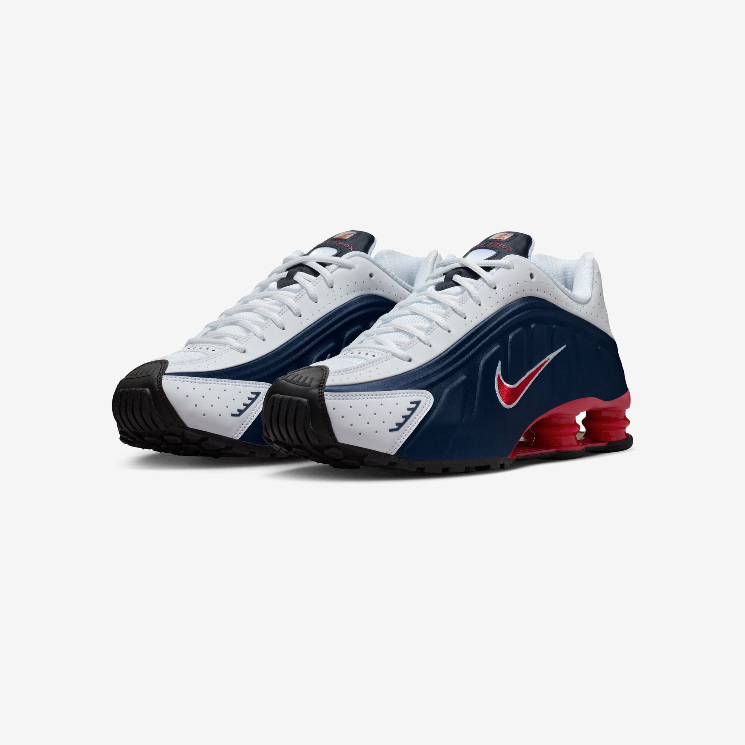Shox R4