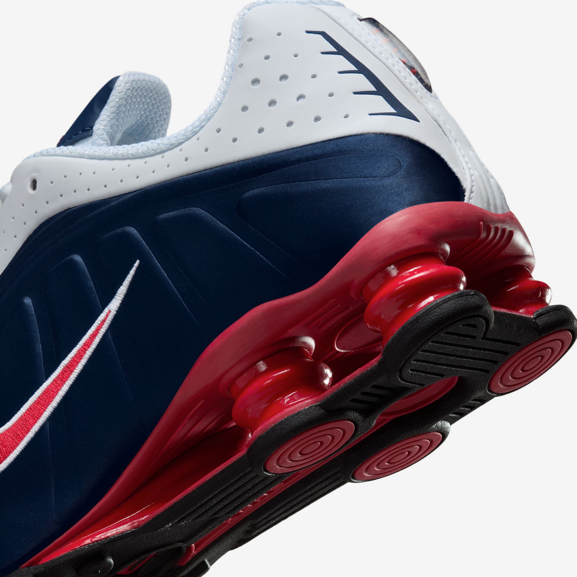 Shox R4