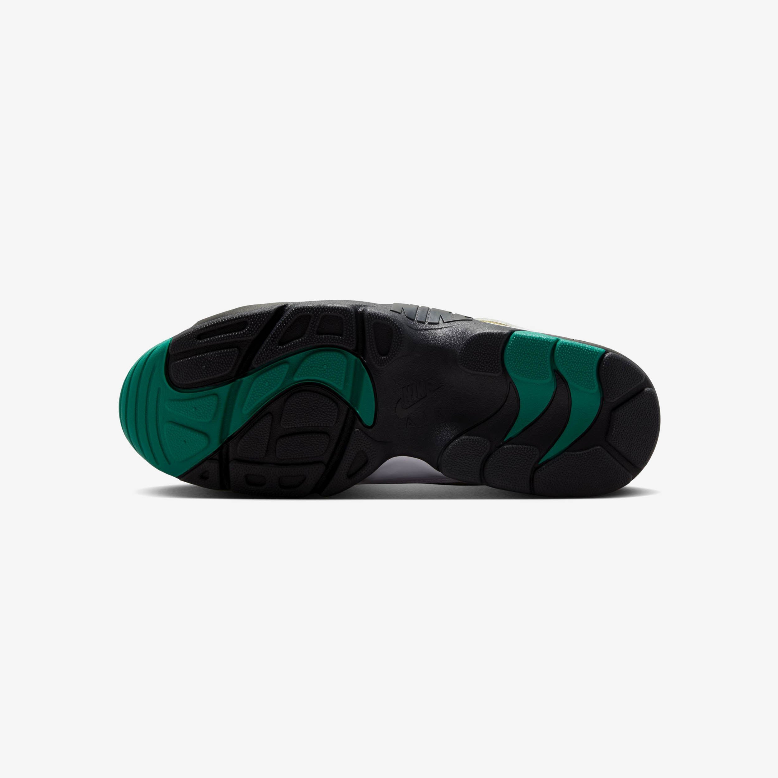 Air Diamond Turf 93