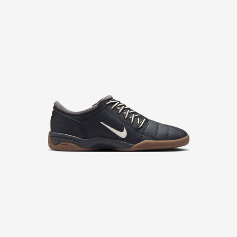 Wmns T90