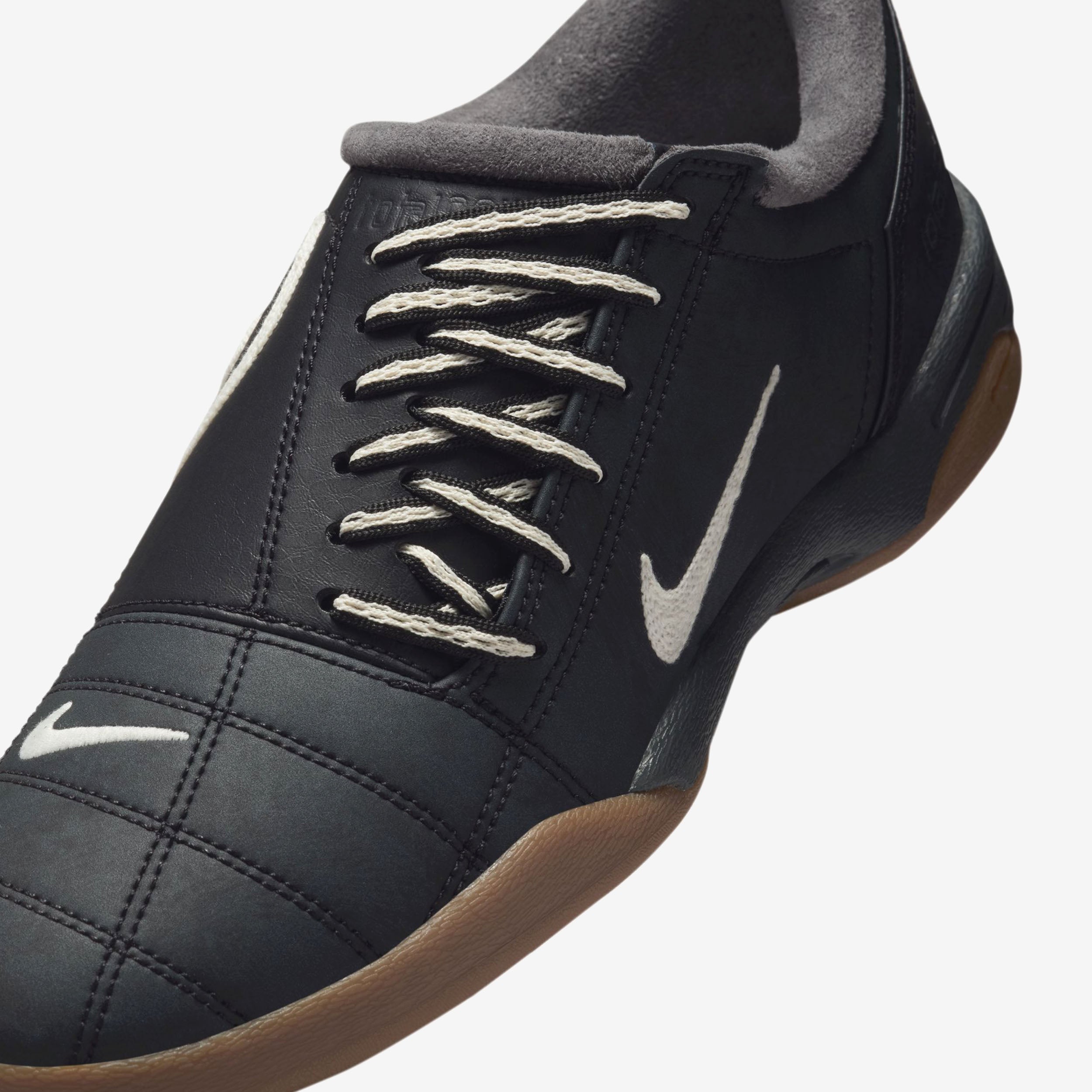 Wmns T90