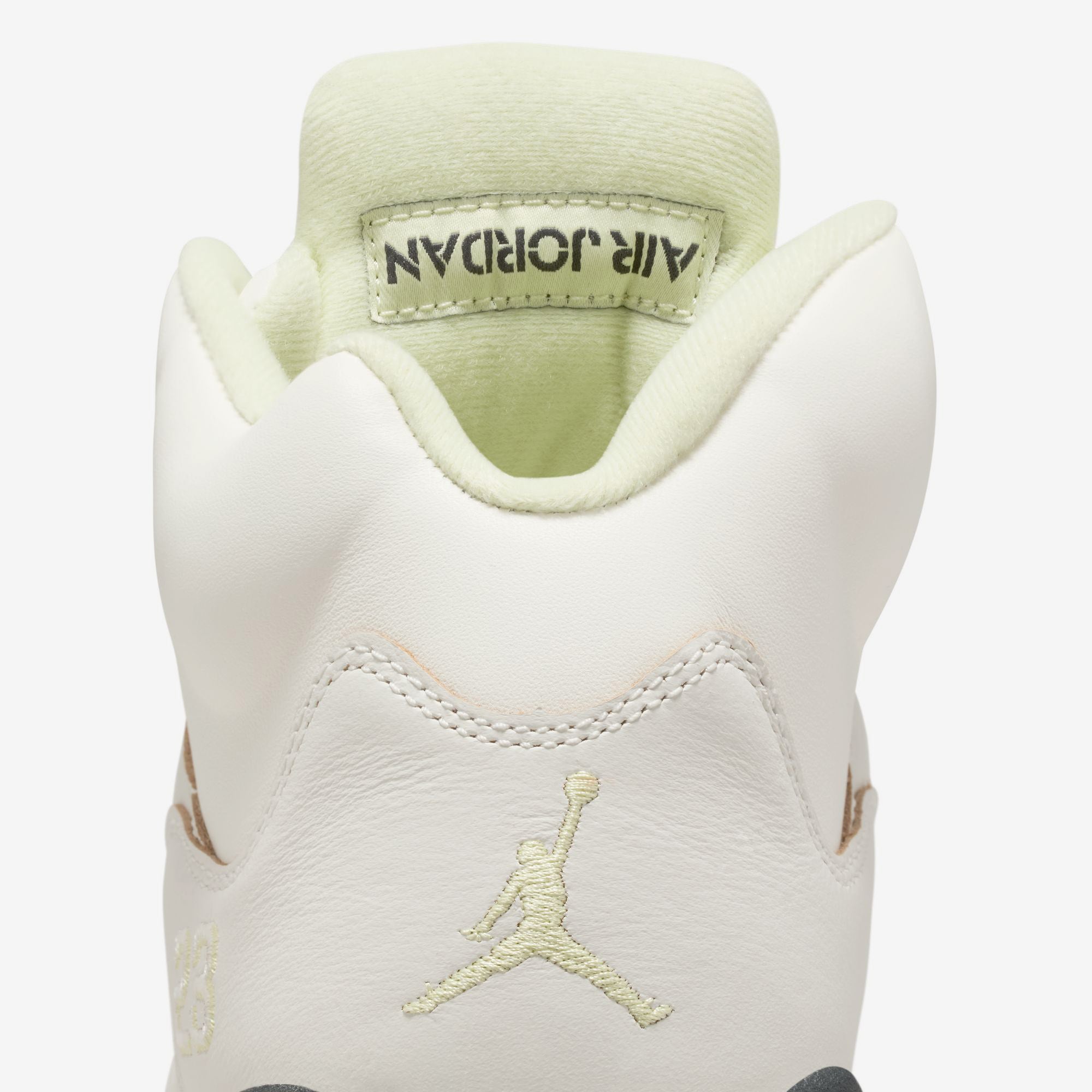 Wmns Air Jordan 5